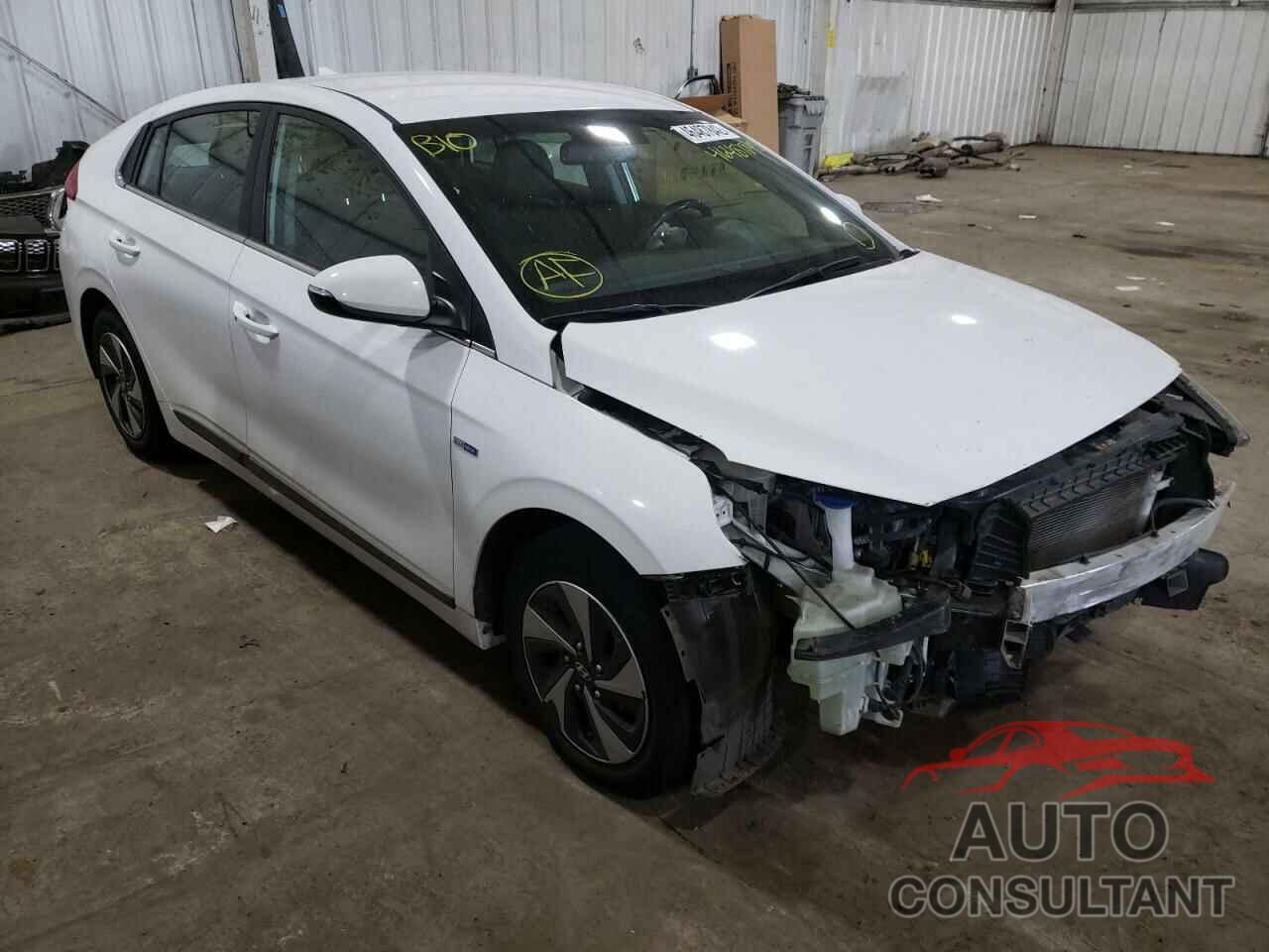 HYUNDAI IONIQ 2017 - KMHC75LC1HU040180