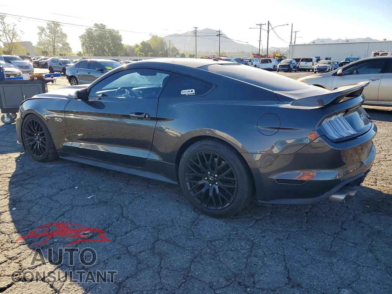 FORD MUSTANG 2019 - 1FA6P8CF8K5118801