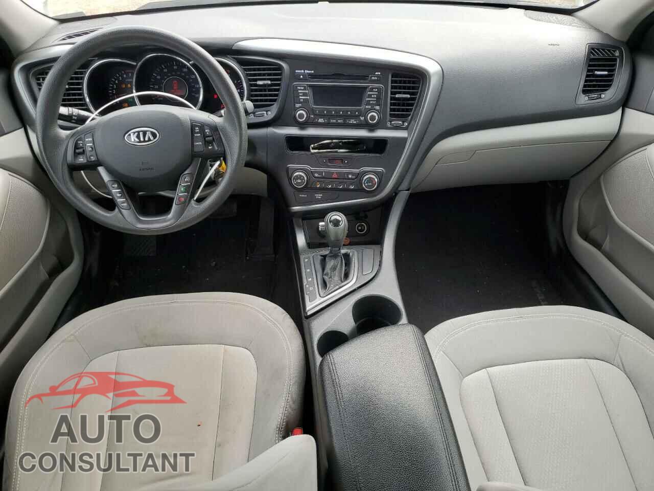 KIA OPTIMA 2011 - KNAGM4A75B5120689