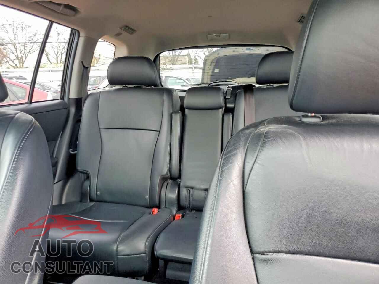 TOYOTA HIGHLANDER 2013 - 5TDBK3EH8DS210576