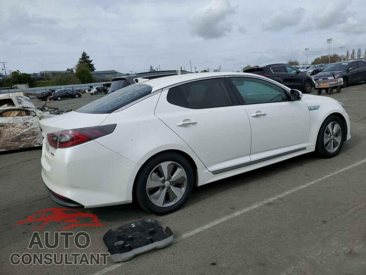KIA OPTIMA 2014 - KNAGN4AD5E5068777
