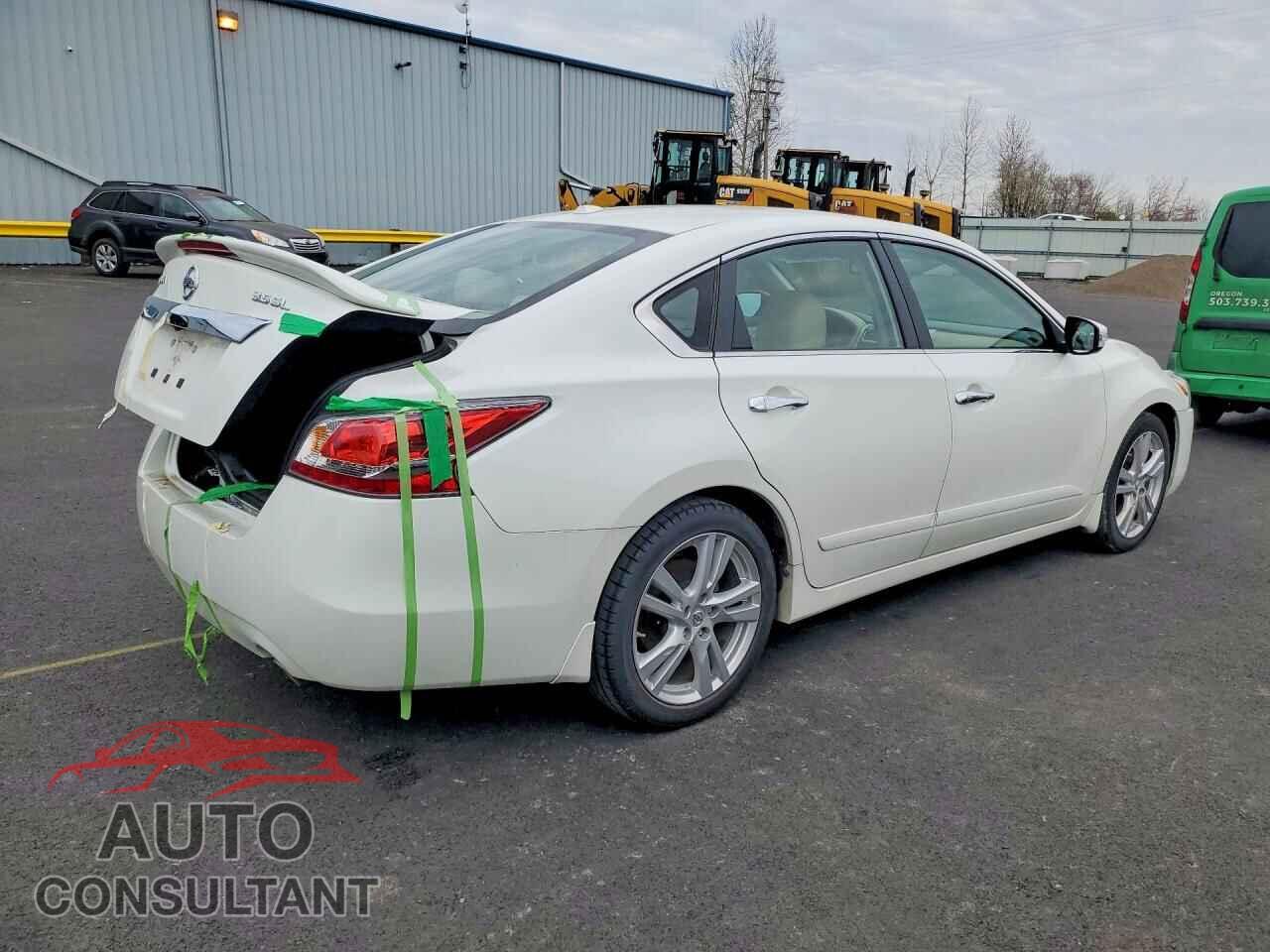 NISSAN ALTIMA 2014 - 1N4BL3AP1EC320579