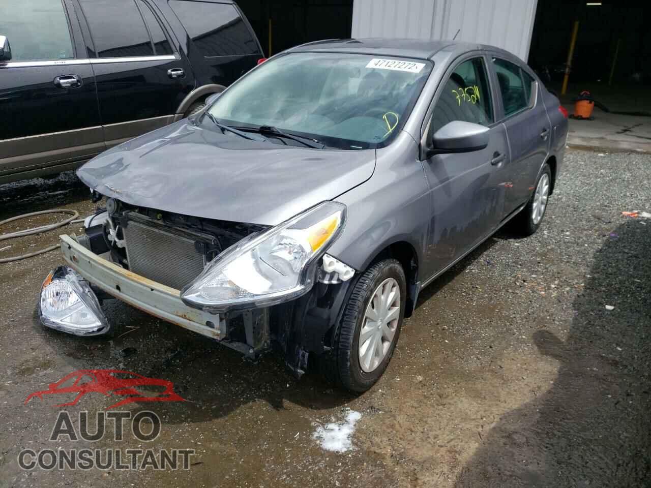 NISSAN VERSA 2017 - 3N1CN7AP1HL900958
