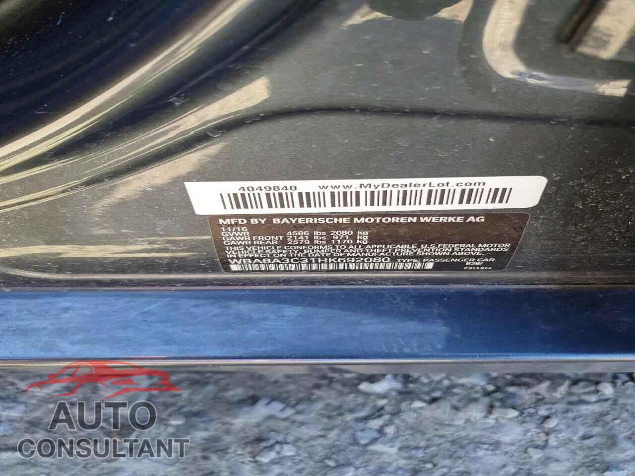 BMW 3 SERIES 2017 - WBA8A3C31HK692080