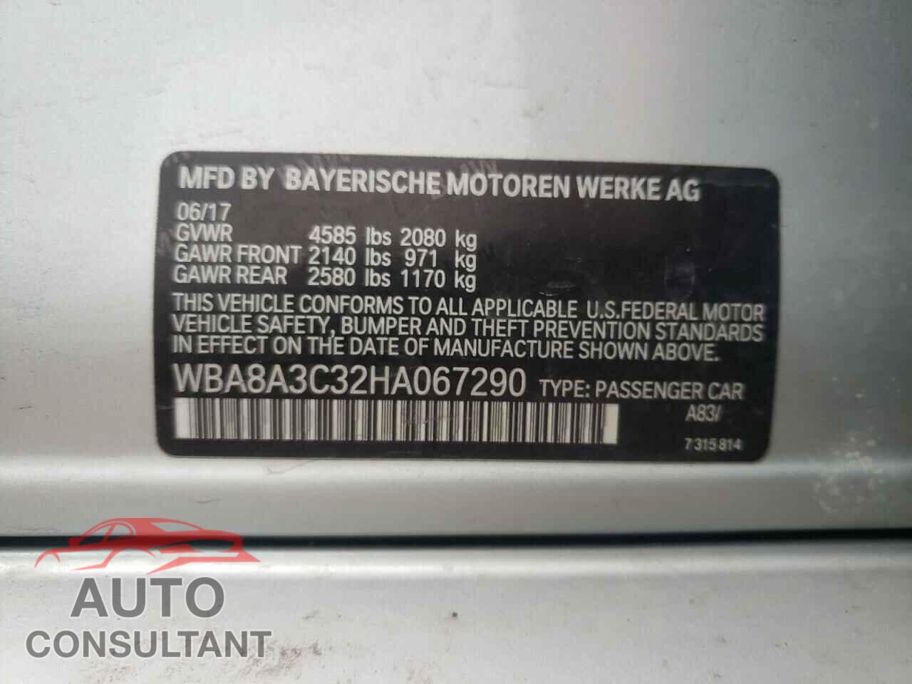 BMW 3 SERIES 2017 - WBA8A3C32HA067290