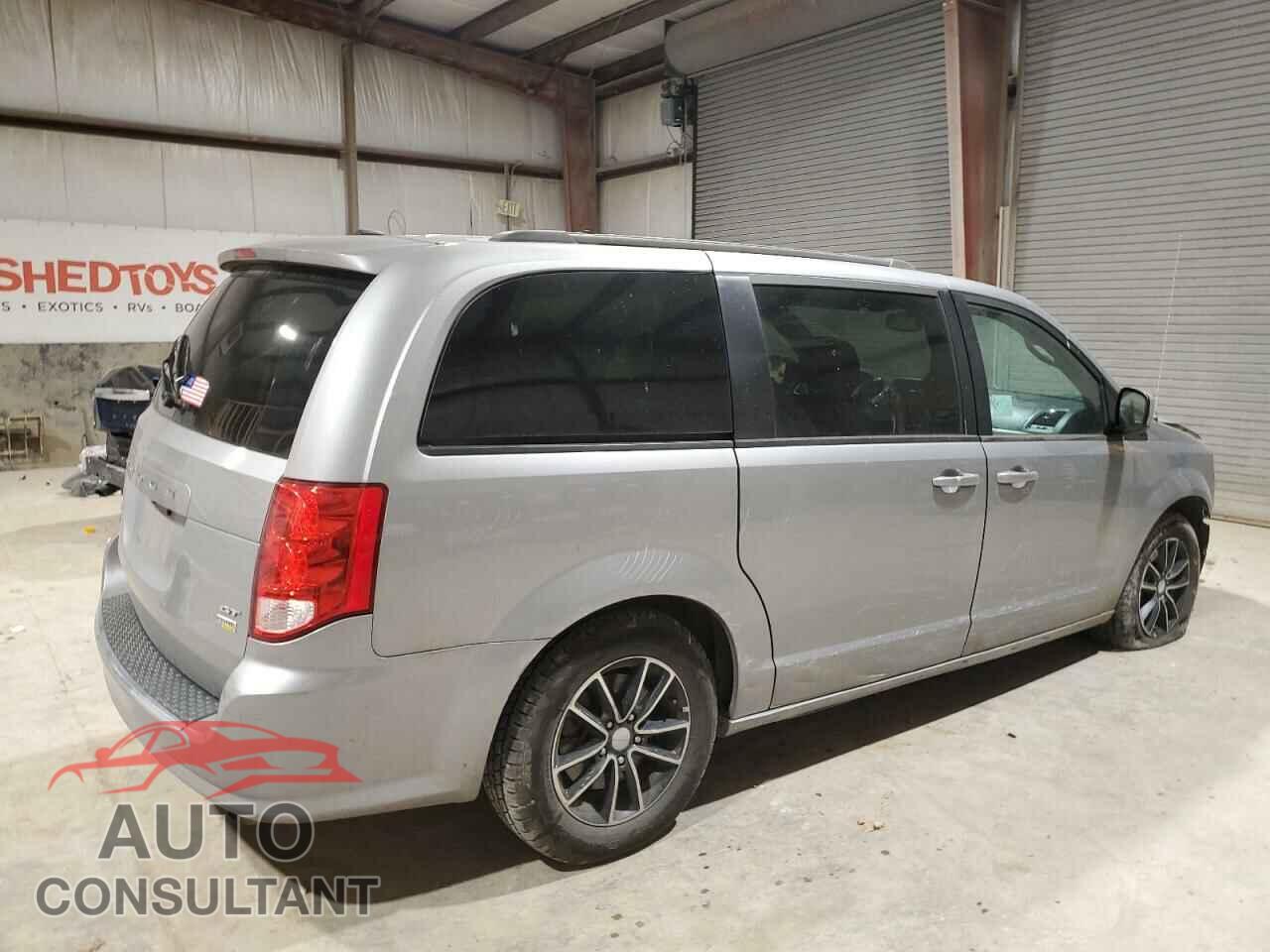 DODGE CARAVAN 2018 - 2C4RDGEG9JR336411