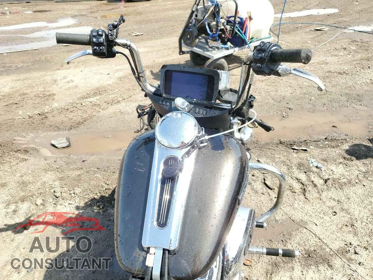 HARLEY-DAVIDSON FL 2021 - 1HD1KBC18MB641467