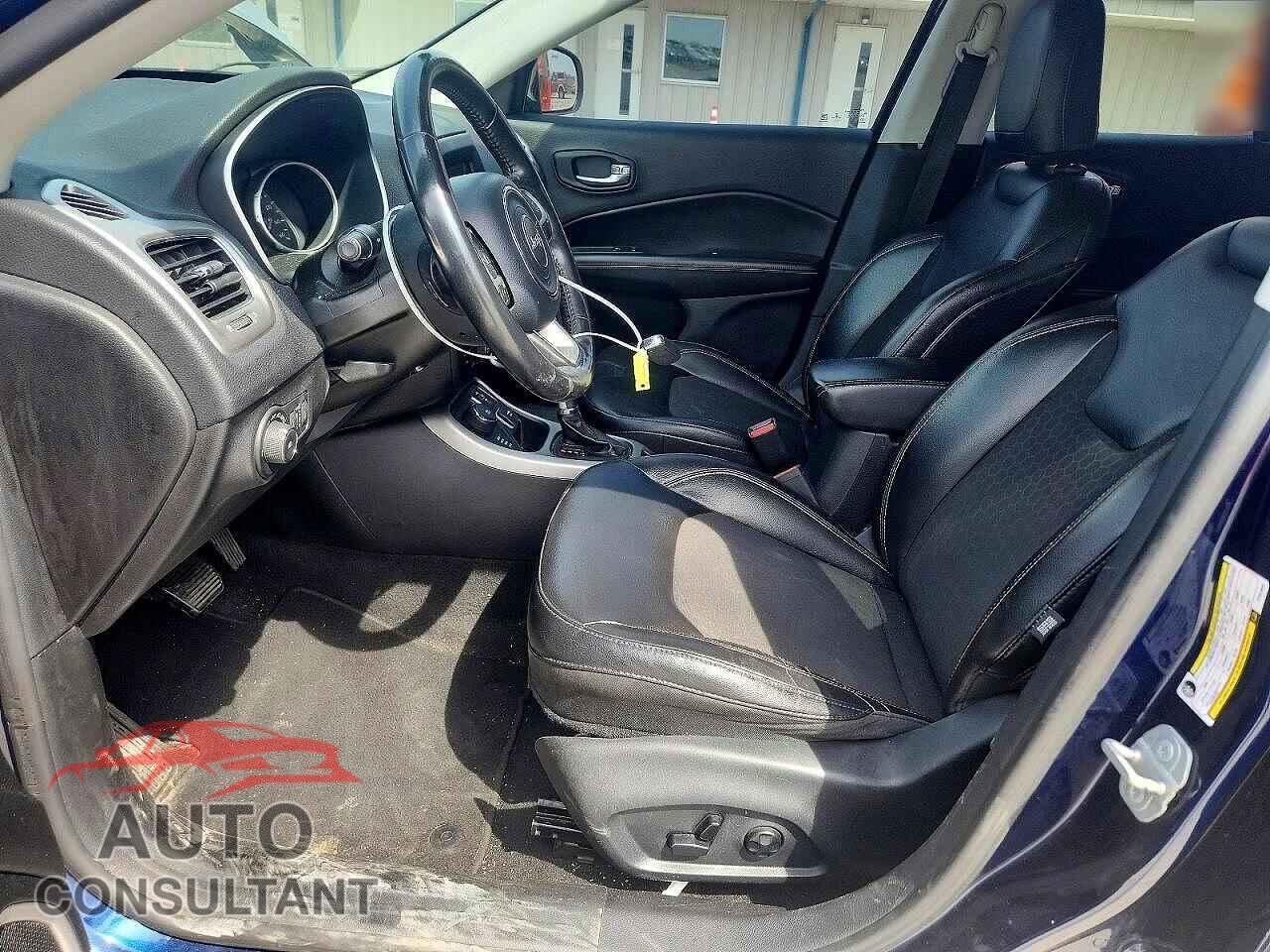 JEEP COMPASS 2018 - 3C4NJDBB5JT401945
