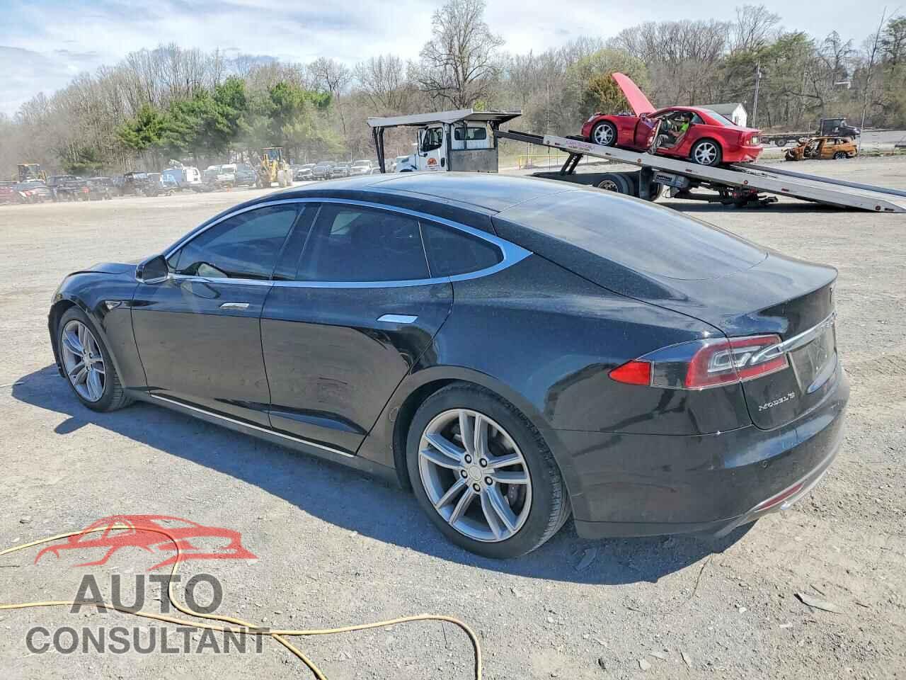 TESLA MODEL S 2014 - 5YJSA1H19EFP40177