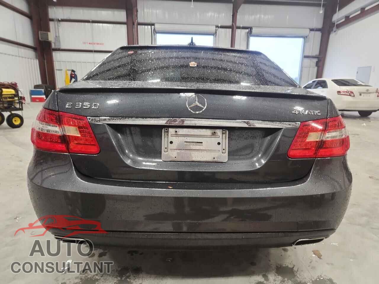 MERCEDES-BENZ E-CLASS 2011 - WDDHF8HB8BA328520