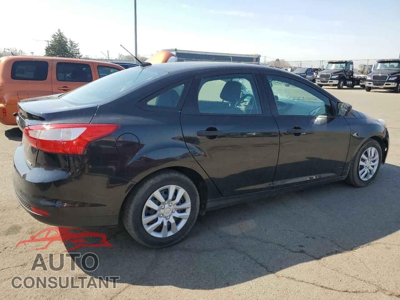 FORD FOCUS 2013 - 1FADP3E28DL143460