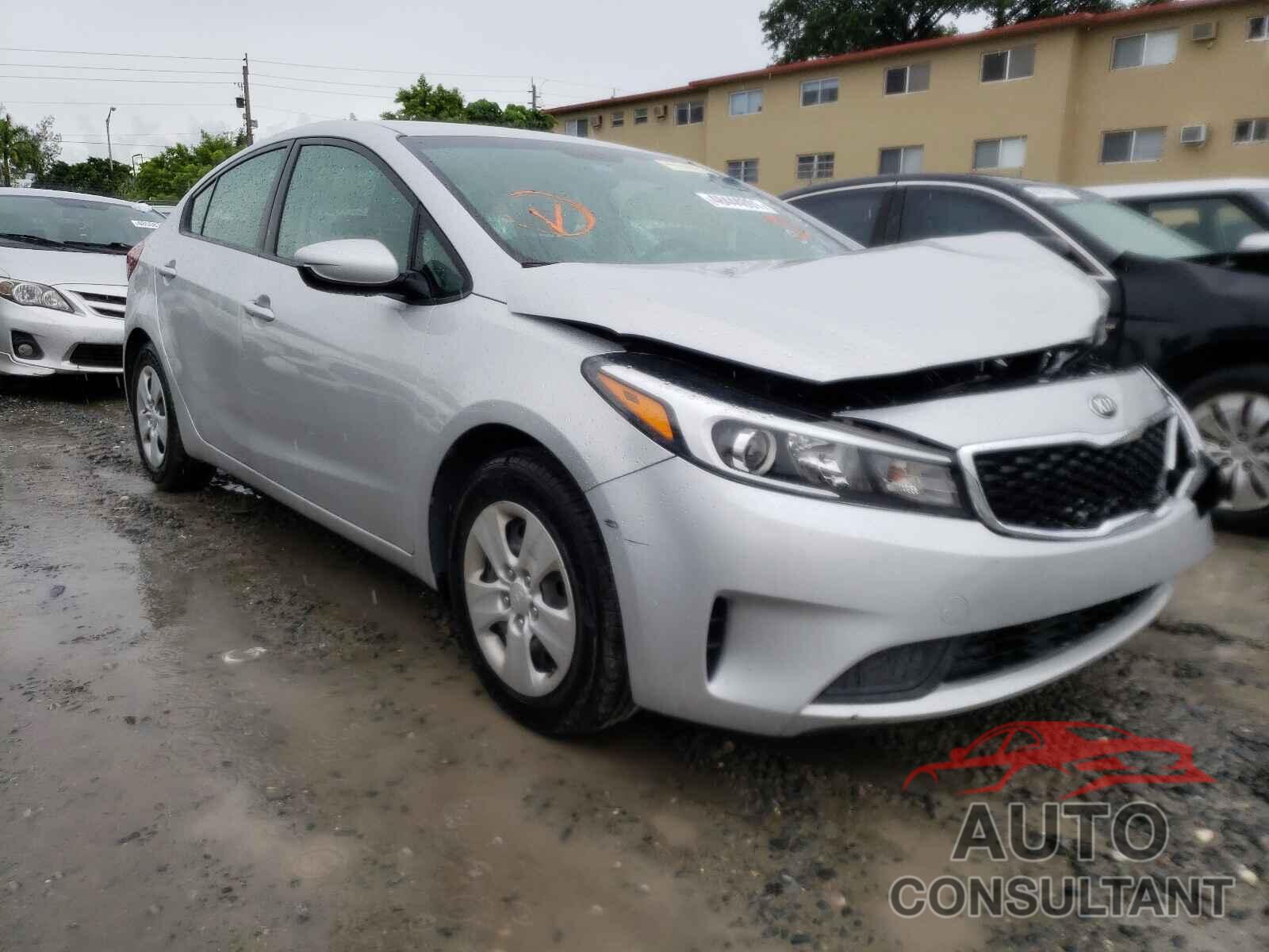 KIA FORTE 2018 - 3KPFK4A70JE202501