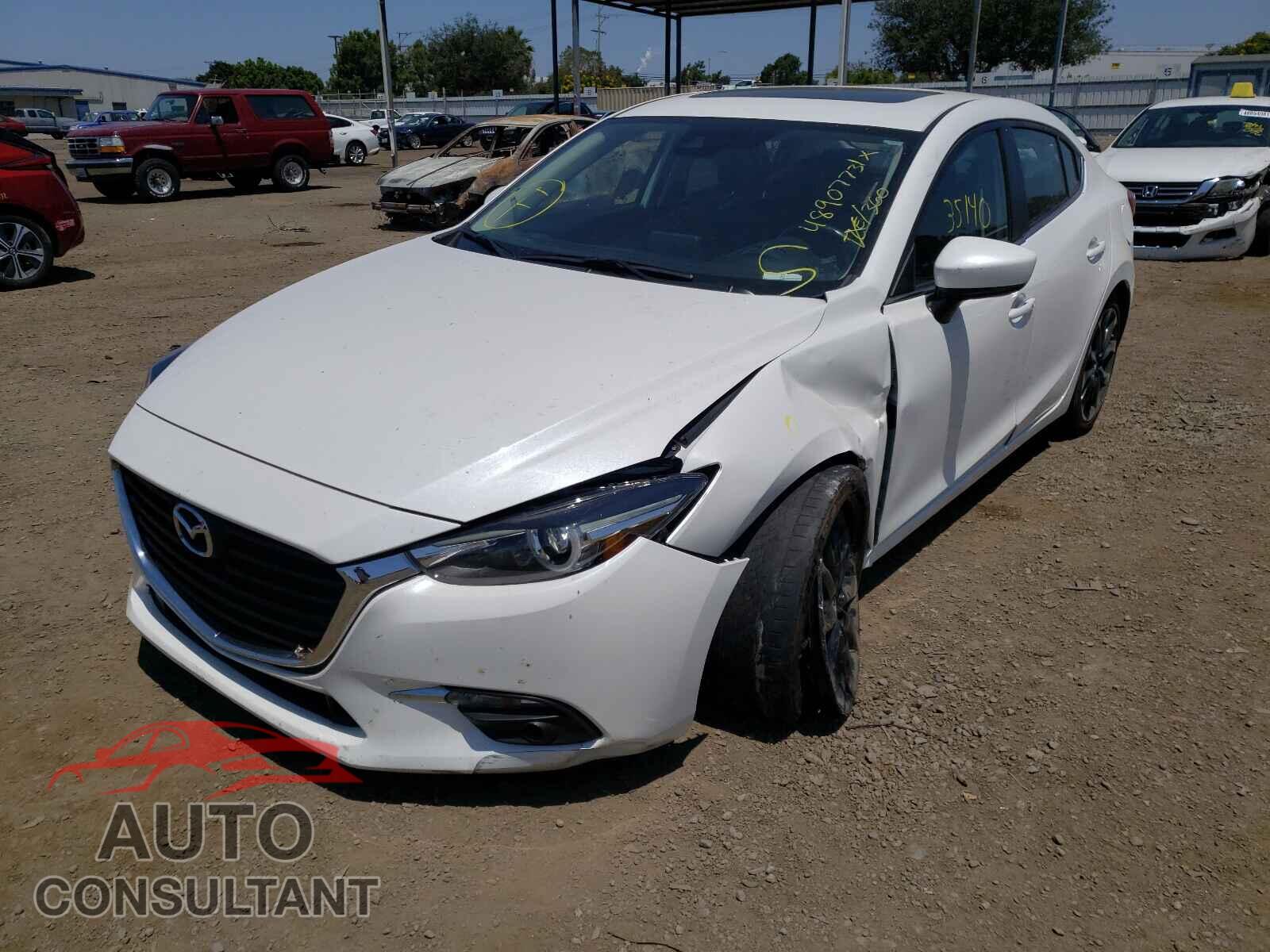 MAZDA 3 2017 - JM1BN1W35H1102143