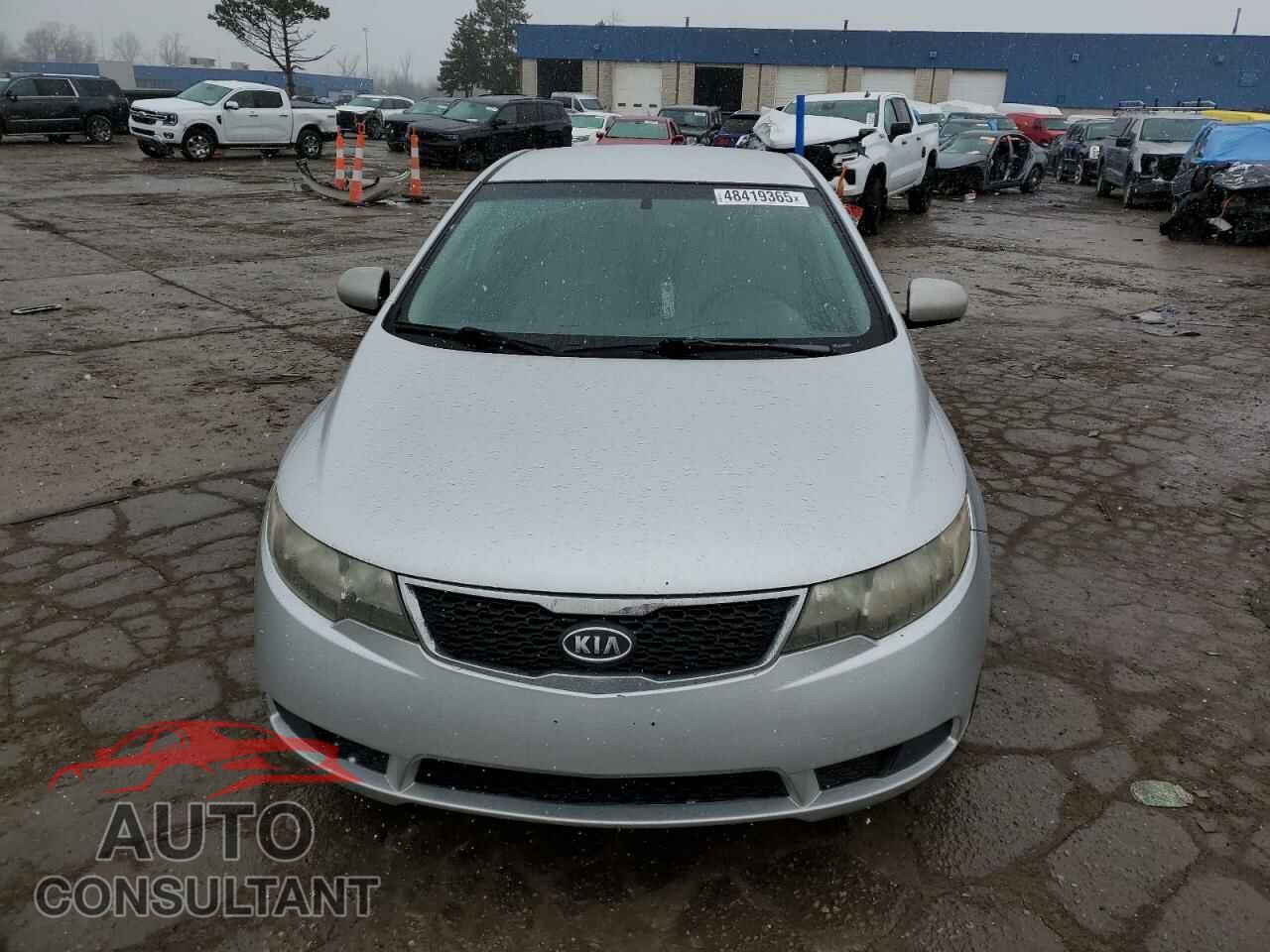 KIA FORTE 2012 - KNAFT4A2XC5618925