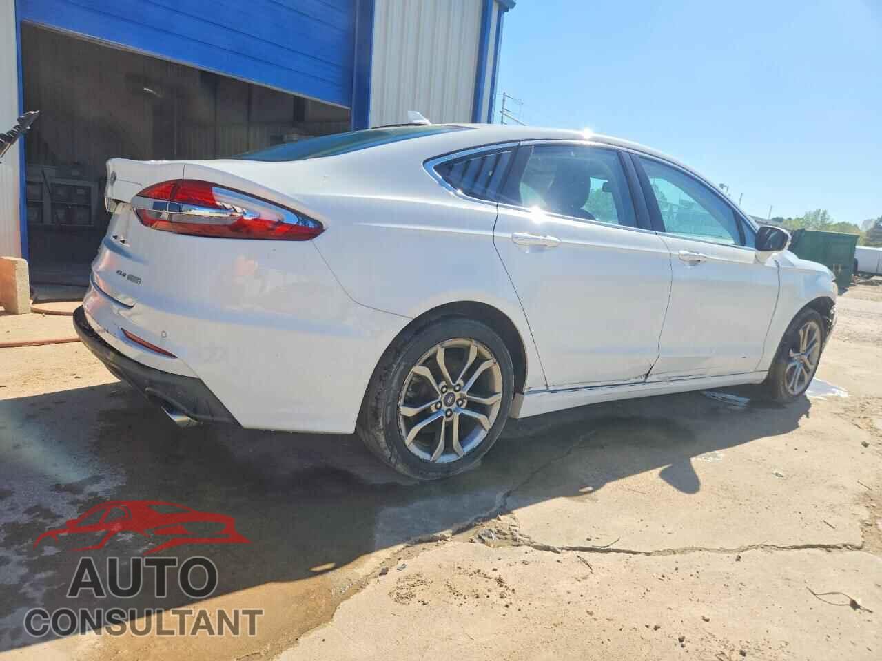 FORD FUSION 2019 - 3FA6P0CD8KR264810