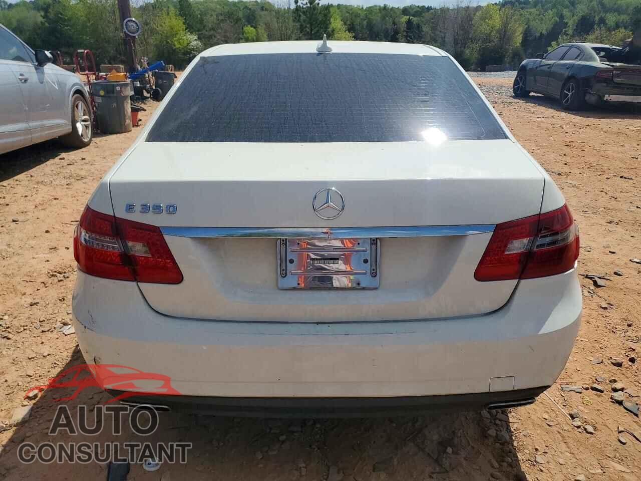 MERCEDES-BENZ E-CLASS 2012 - WDDHF5KB3CA564095
