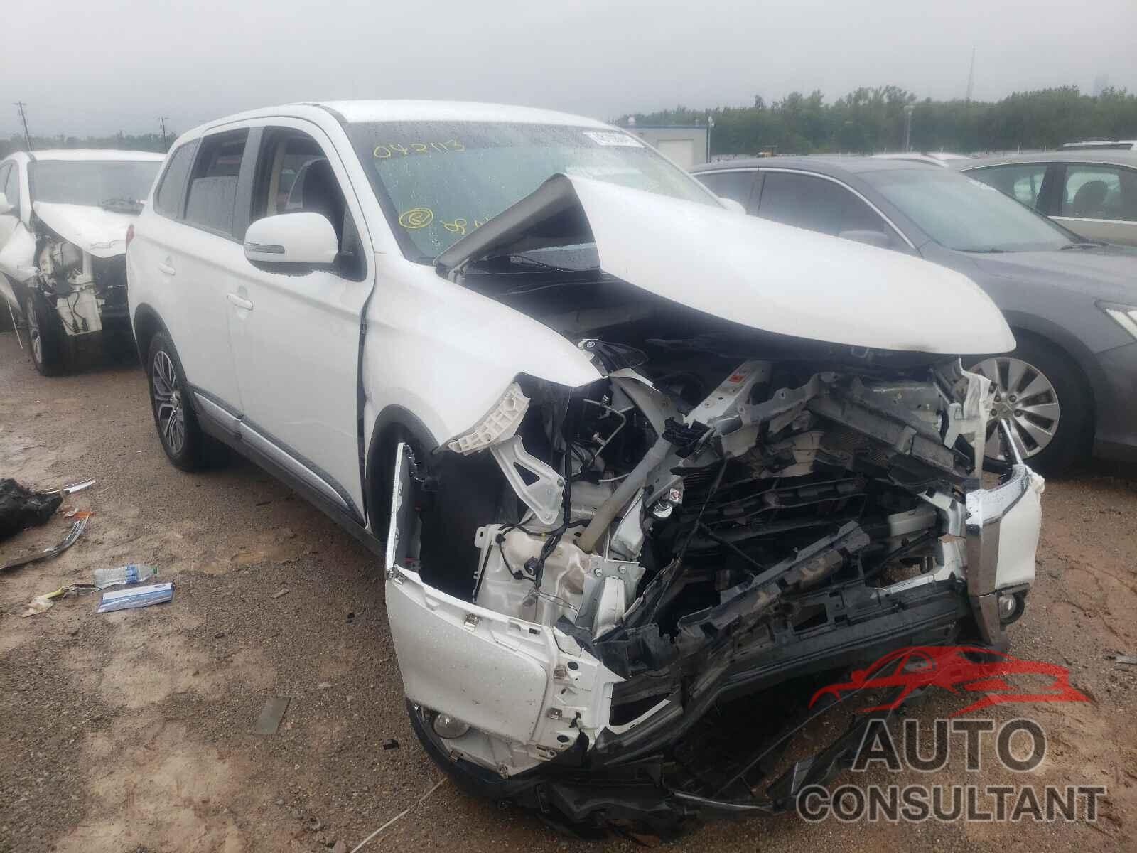 MITSUBISHI OUTLANDER 2018 - JA4AD3A39JZ042113