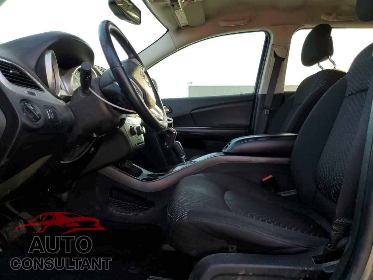 DODGE JOURNEY 2015 - 3C4PDCBG9FT530672