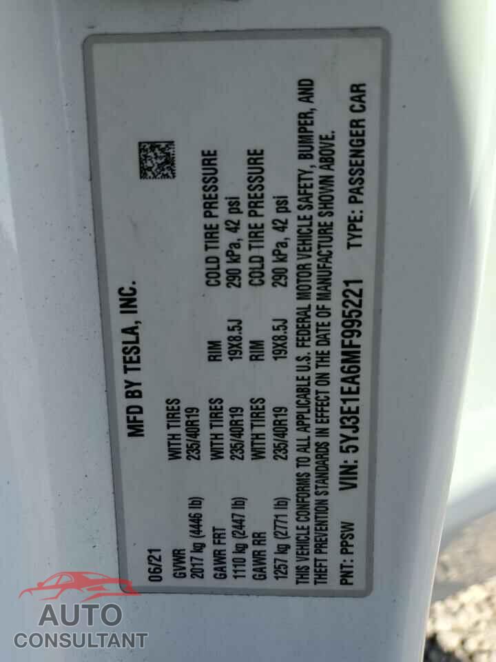 TESLA MODEL 3 2021 - 5YJ3E1EA6MF995221