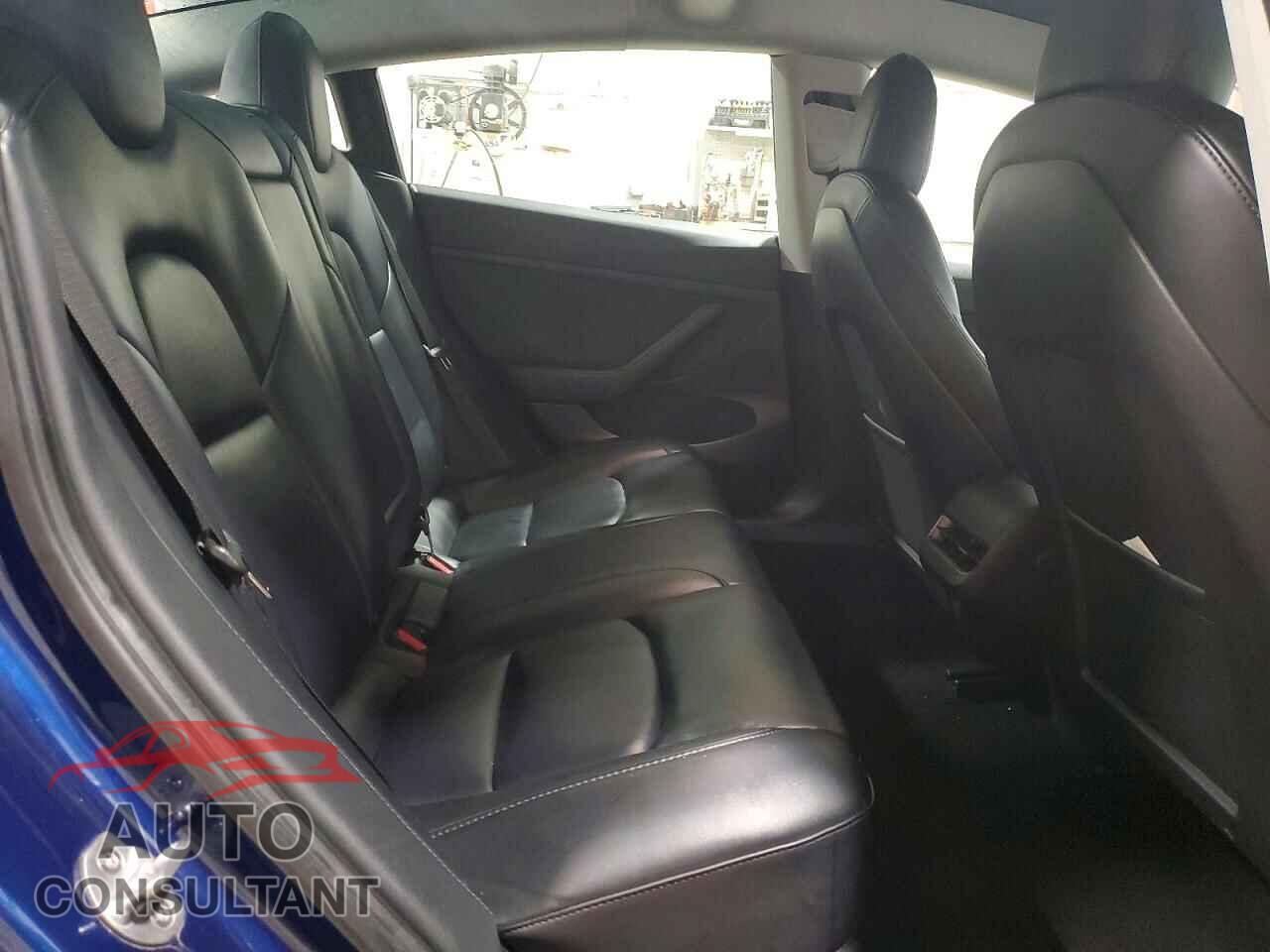TESLA MODEL 3 2022 - 5YJ3E1EA6NF370075
