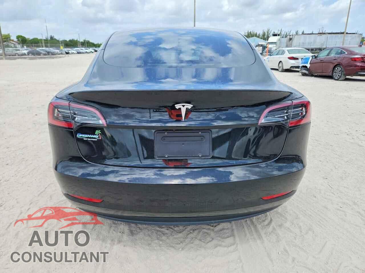 TESLA MODEL 3 2023 - 5YJ3E1EA6PF555844