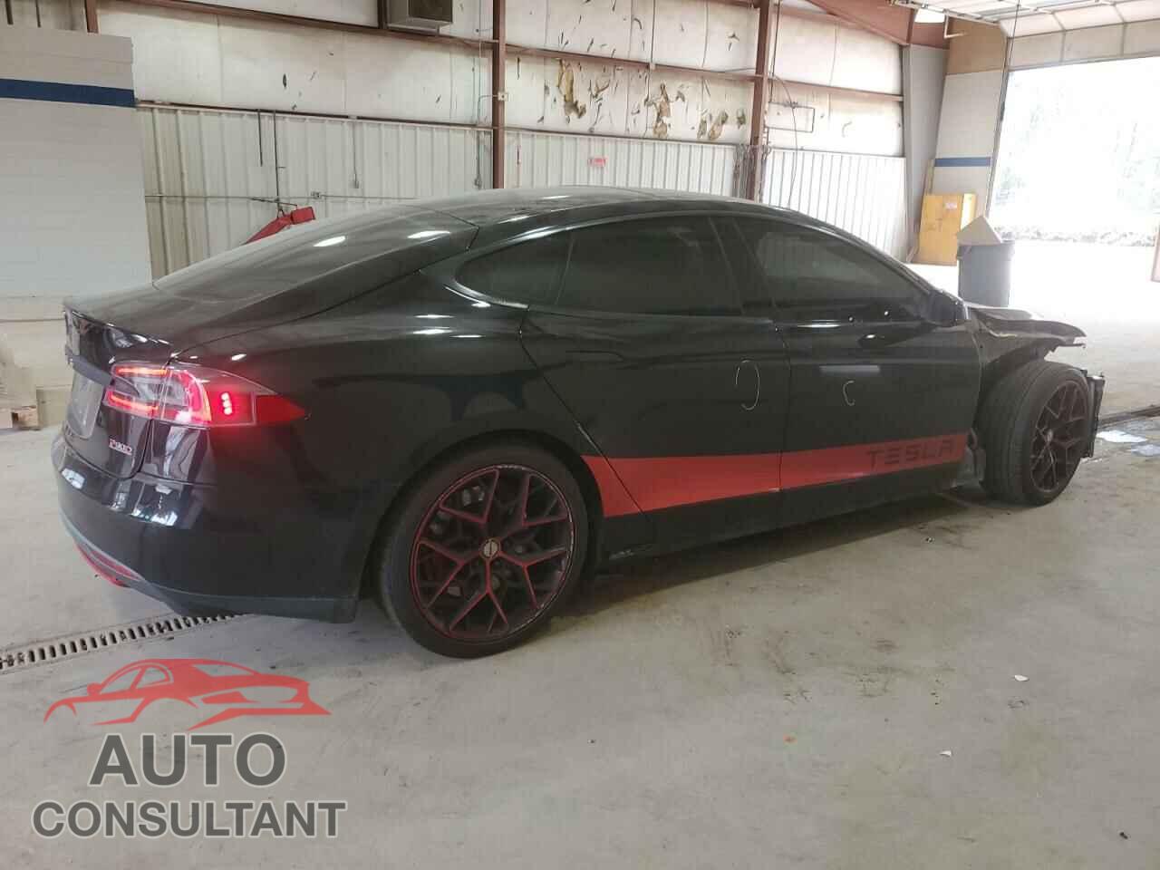TESLA MODEL S 2015 - 5YJSA1E45FF110480
