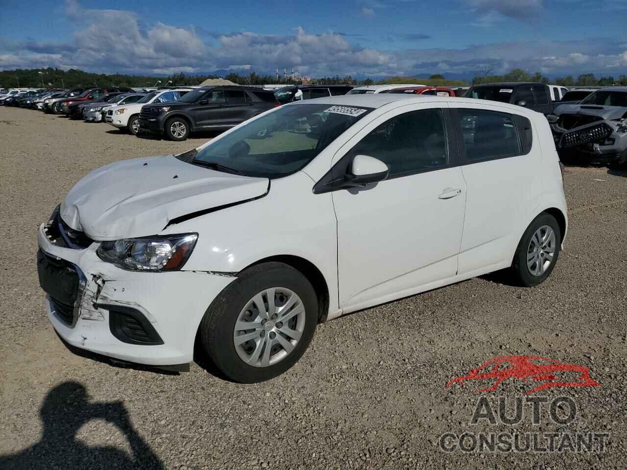 CHEVROLET SONIC 2020 - 1G1JG6SB6L4130081