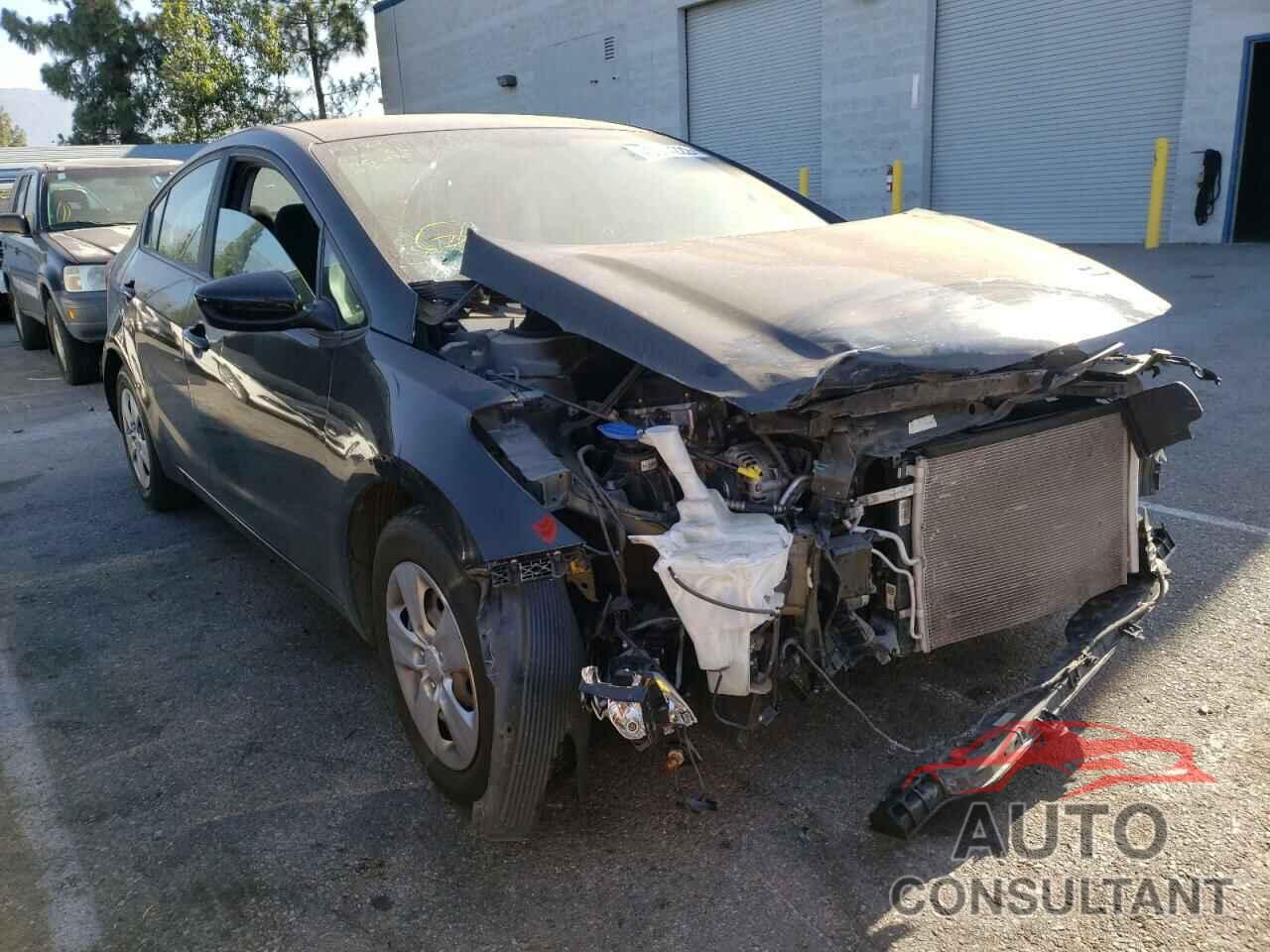 KIA FORTE 2018 - 3KPFK4A71JE213782