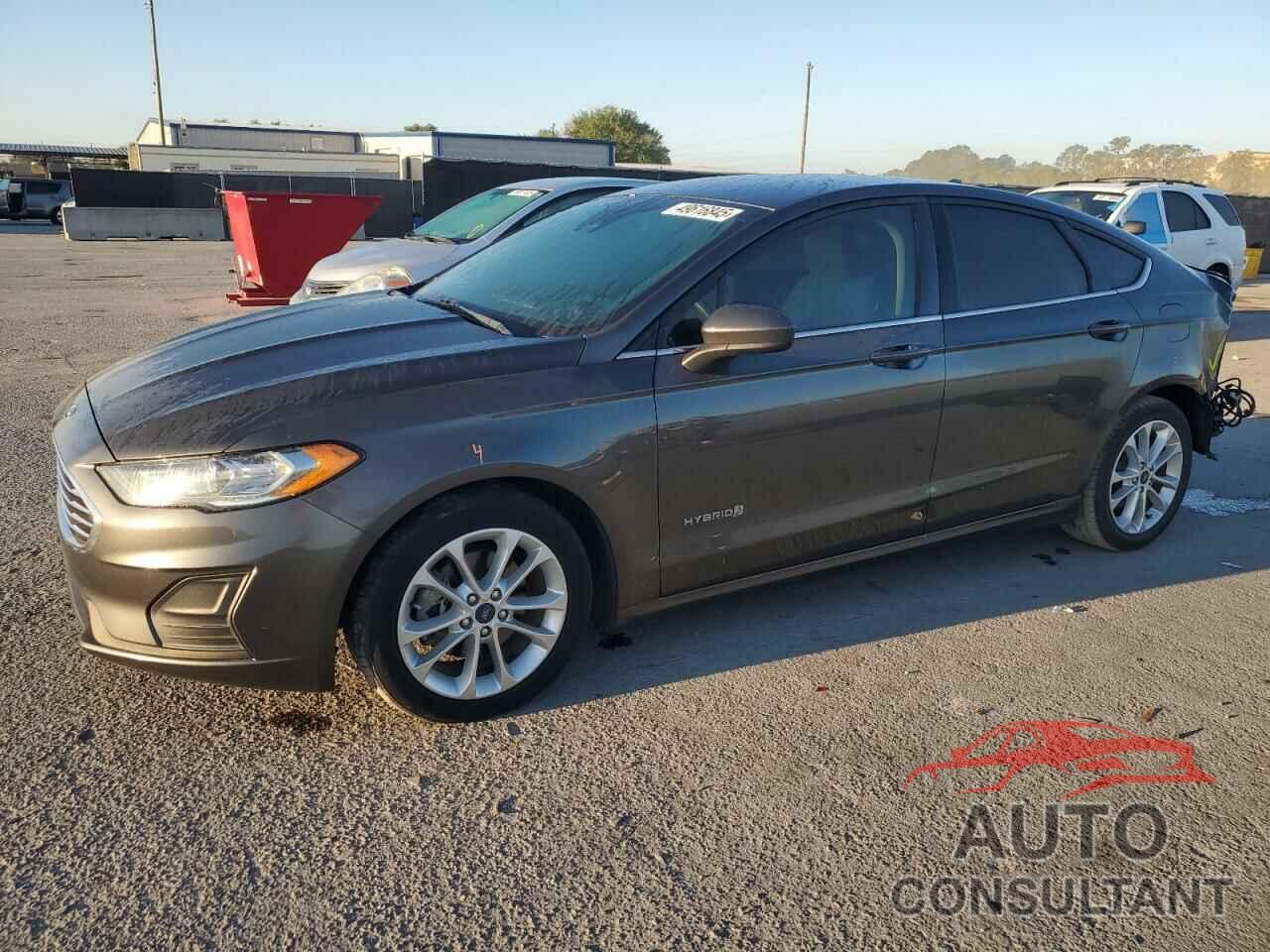 FORD FUSION 2019 - 3FA6P0LU4KR193945