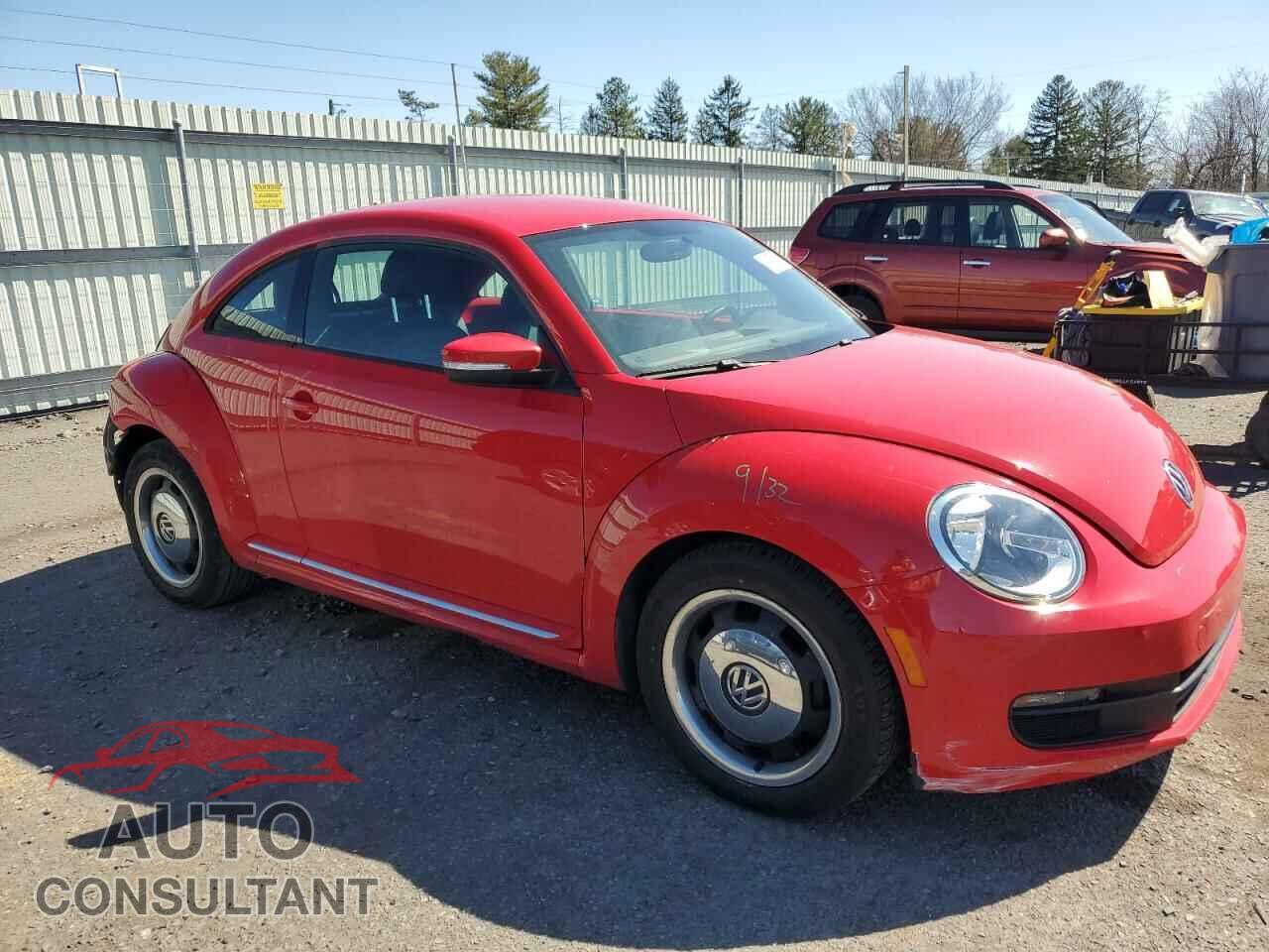 VOLKSWAGEN BEETLE 2012 - 3VWJP7AT2CM639920