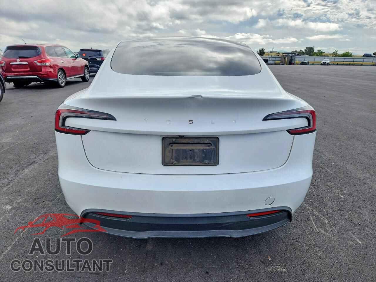 TESLA MODEL 3 2018 - 5YJ3E1EA3RF860673