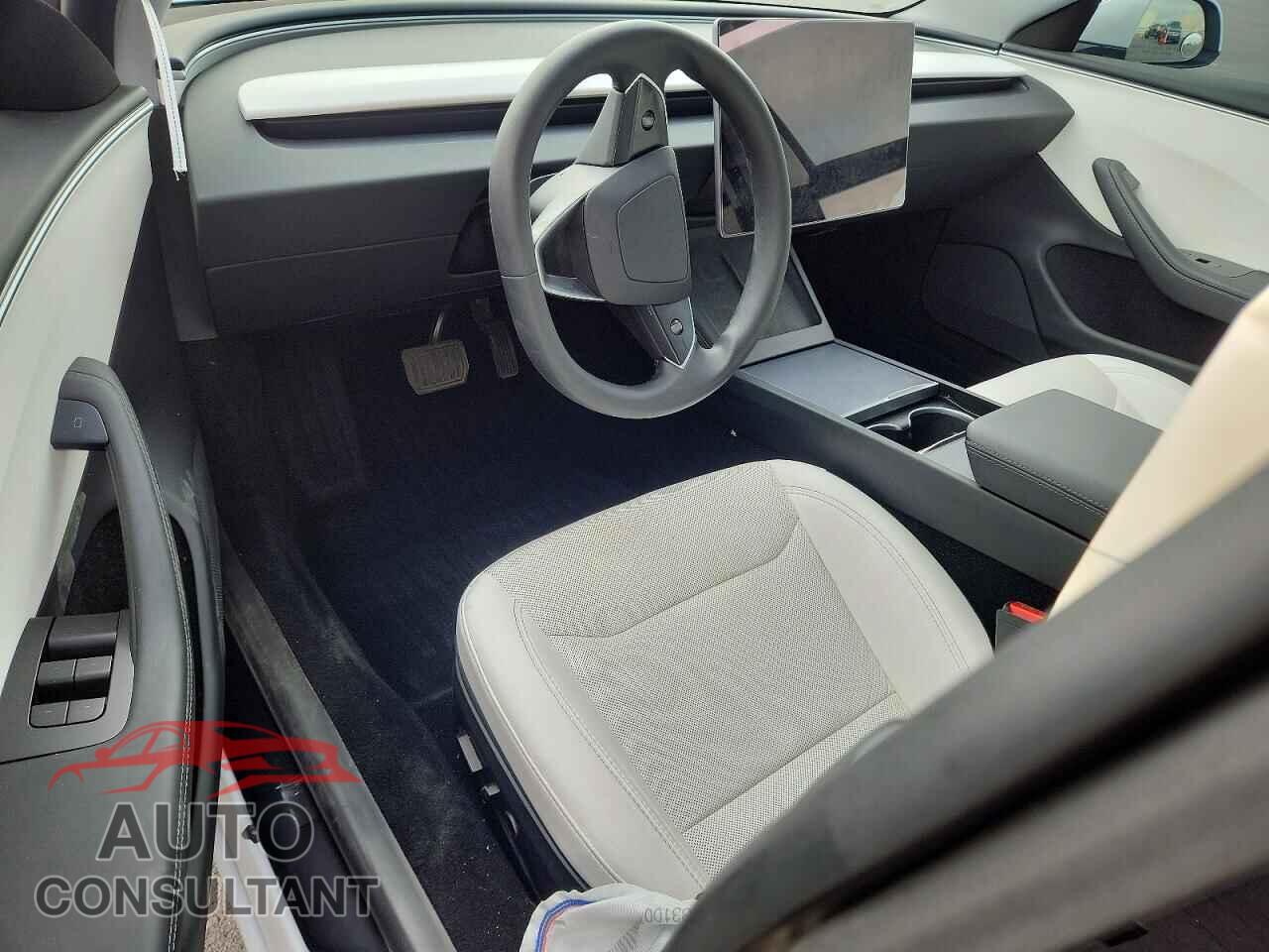 TESLA MODEL 3 2018 - 5YJ3E1EA3RF860673