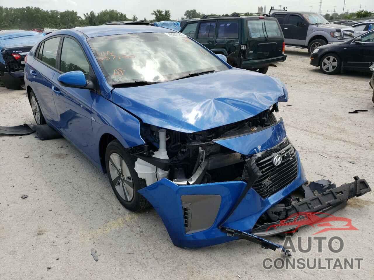 HYUNDAI IONIQ 2017 - KMHC65LC9HU057120