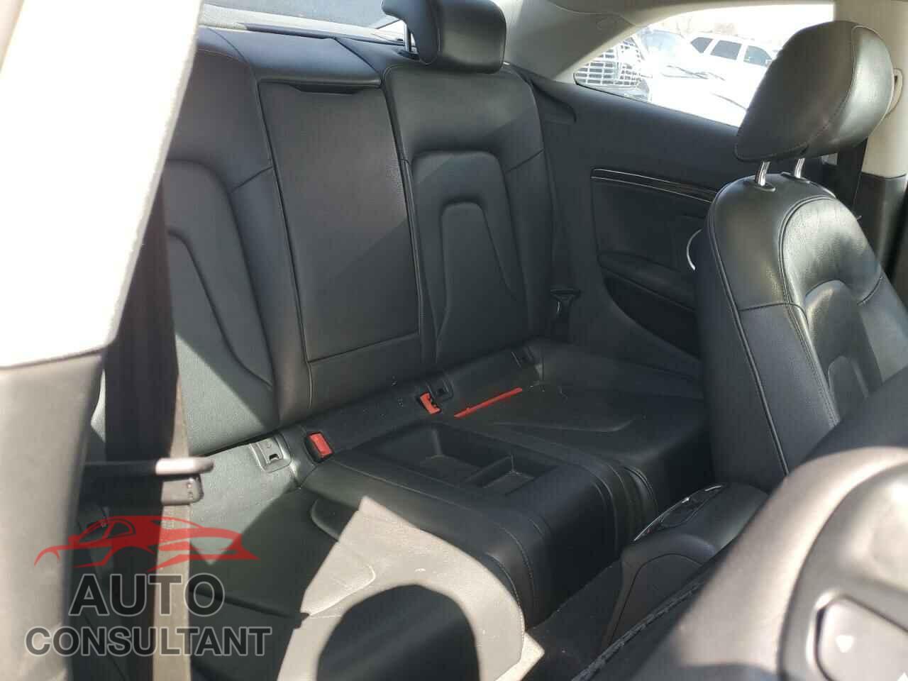 AUDI A5 2011 - WAULFAFR0BA056151
