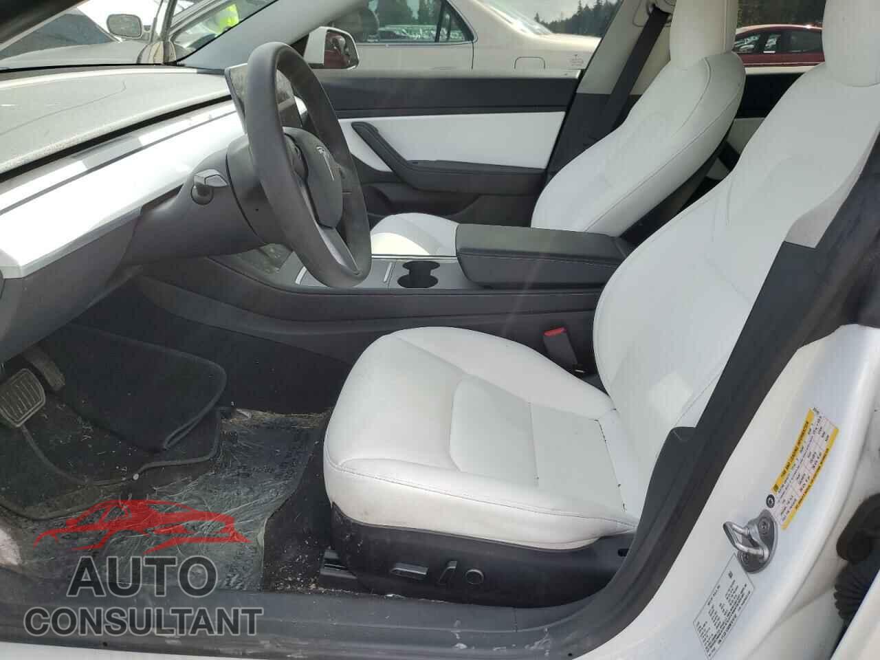 TESLA MODEL 3 2021 - 5YJ3E1EBXMF876192
