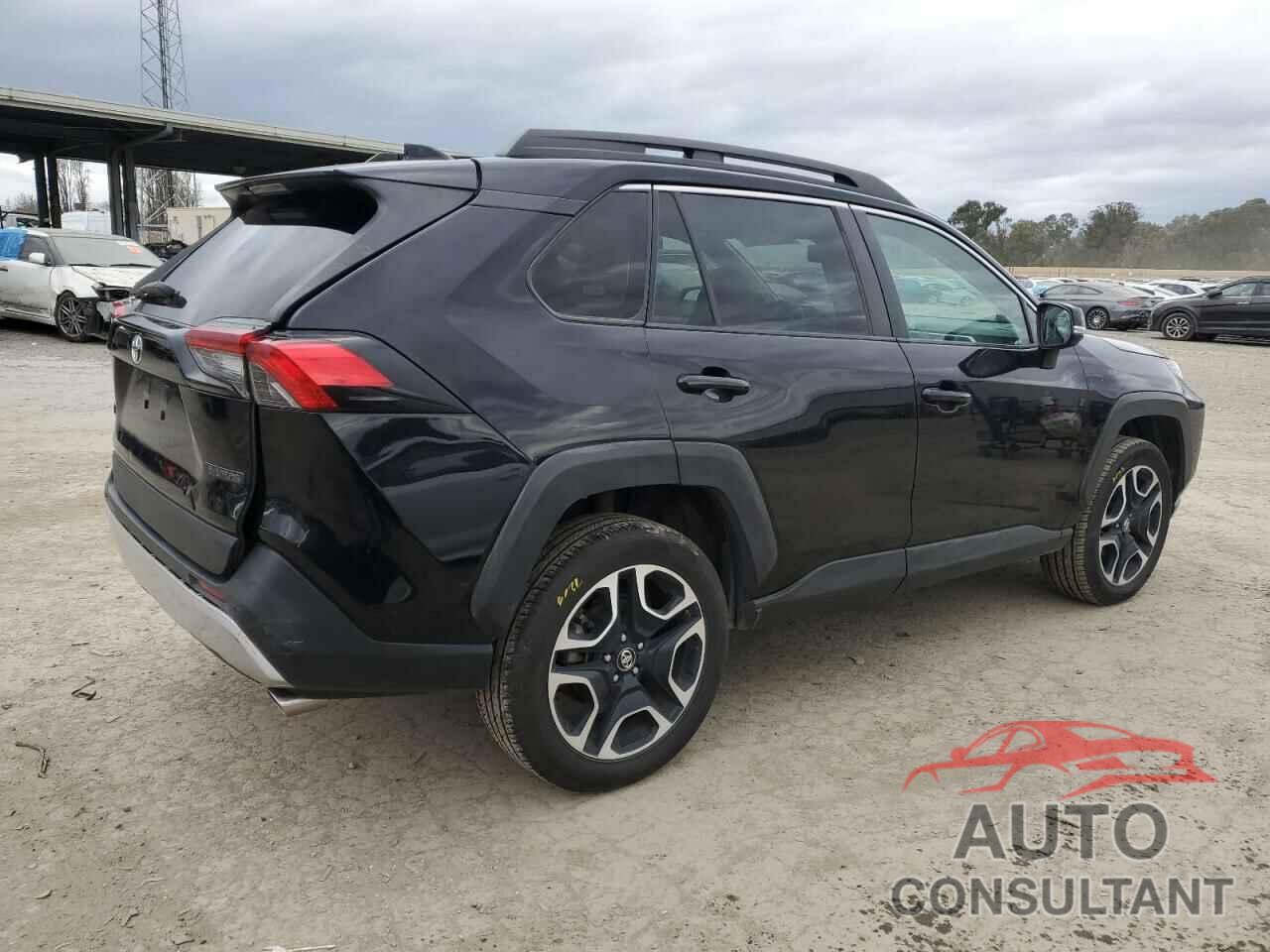 TOYOTA RAV4 2019 - 2T3J1RFV3KW003708