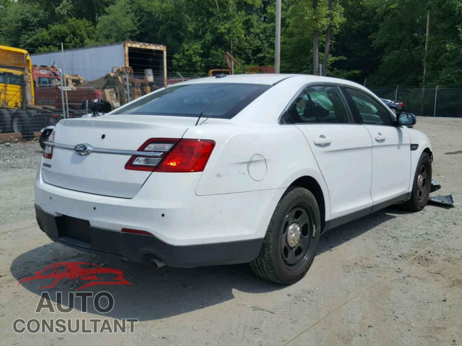 FORD TAURUS 2017 - 1FAHP2L85HG103290