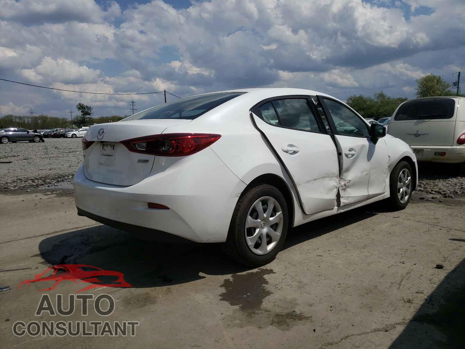 MAZDA 3 2018 - 3MZBN1U72JM177670