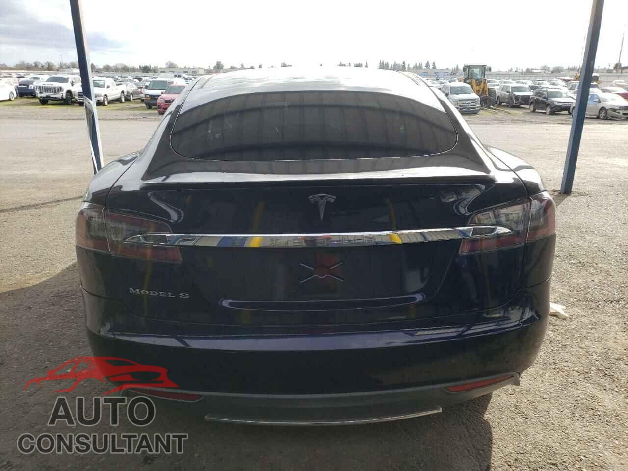 TESLA MODEL S 2013 - 5YJSA1CG2DFP07581