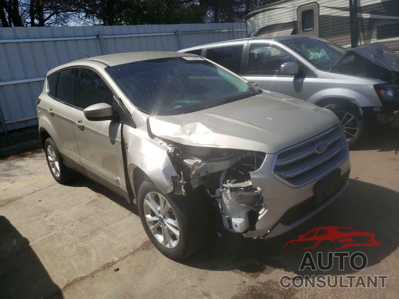 FORD ESCAPE 2017 - 1FMCU9GD0HUE82774