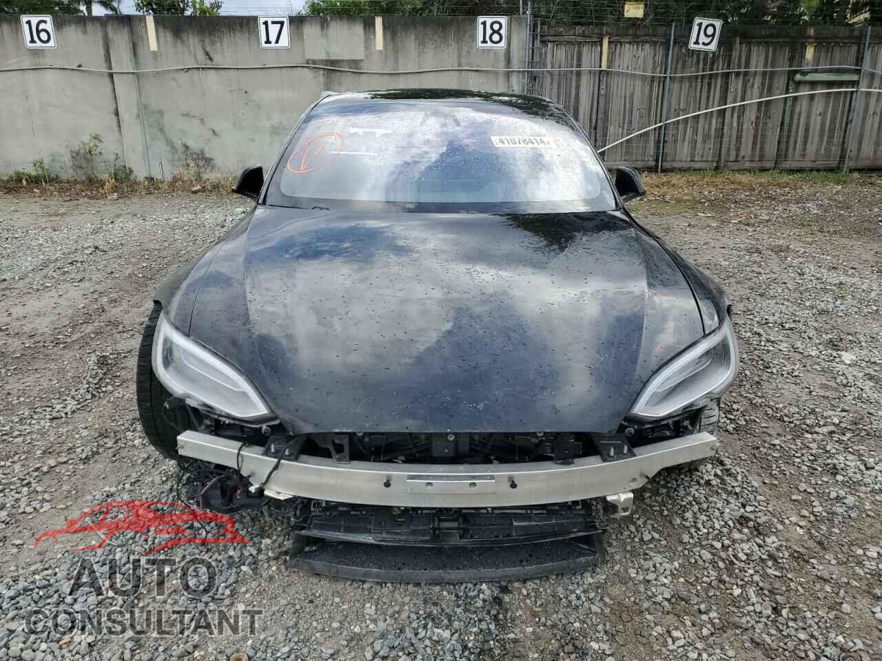 TESLA MODEL S 2021 - 5YJSA1E67MF435680