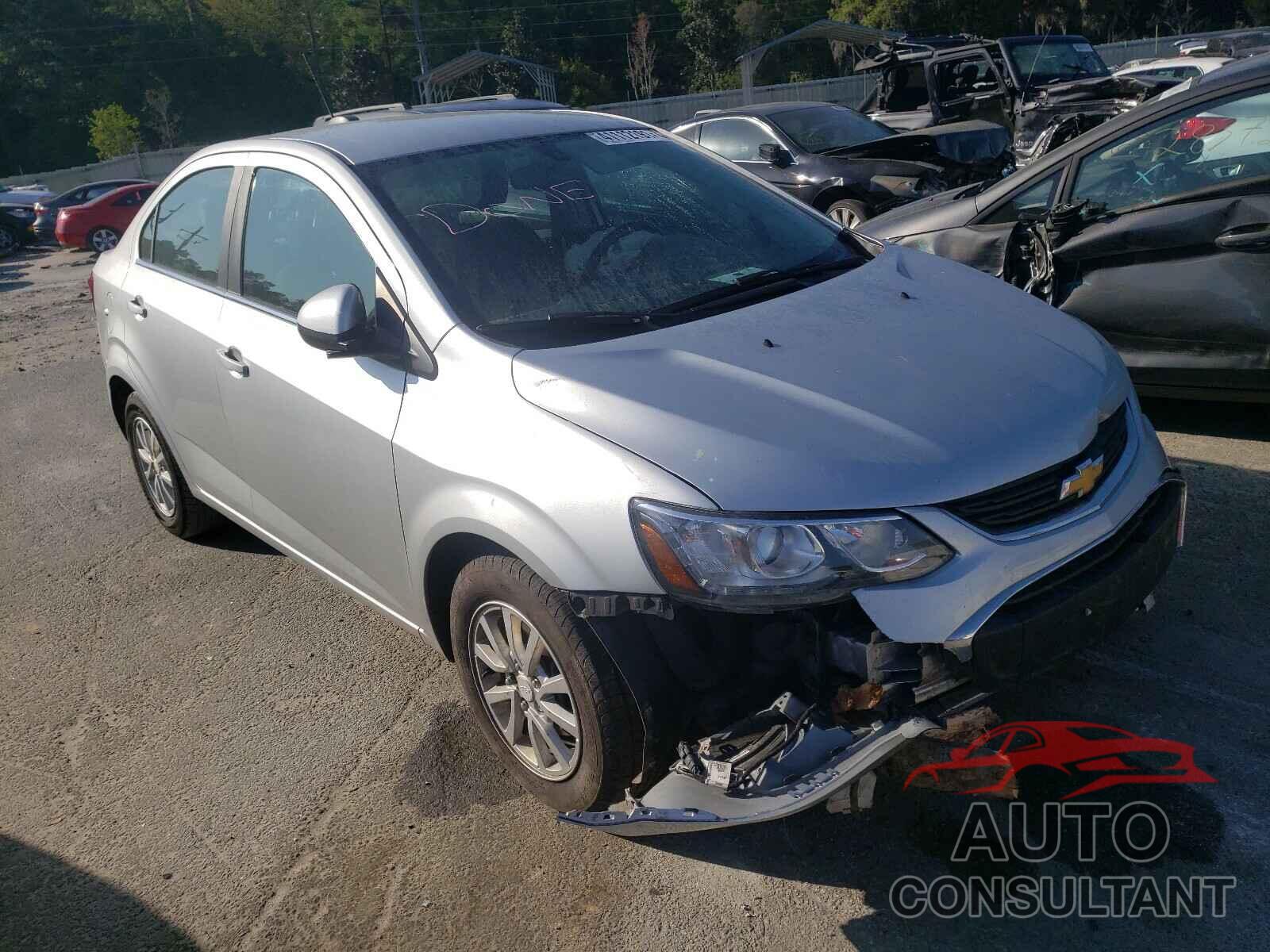 CHEVROLET SONIC 2017 - 1G1JD5SH3H4134605