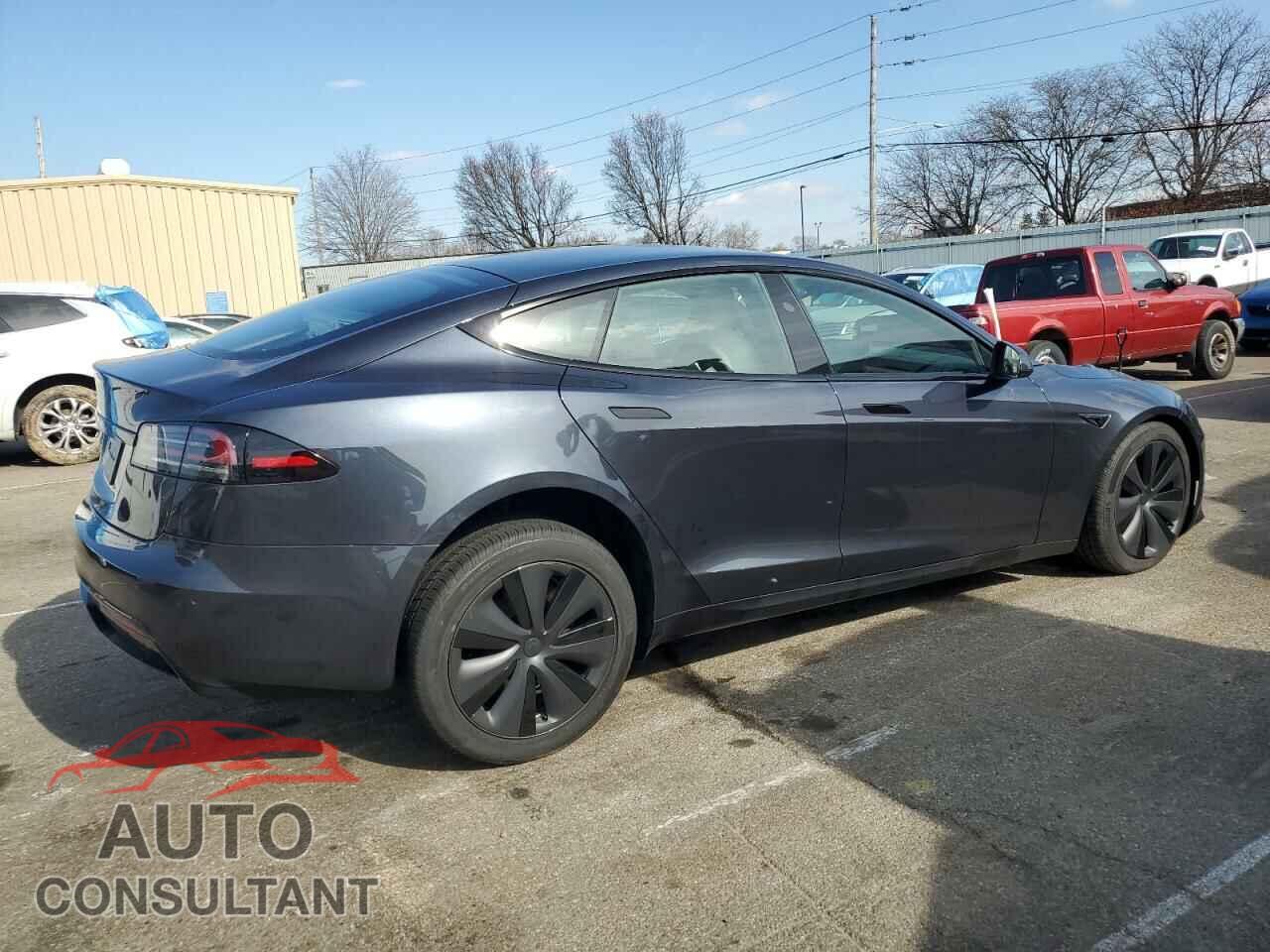 TESLA MODEL S 2023 - 5YJSA1E51PF529565