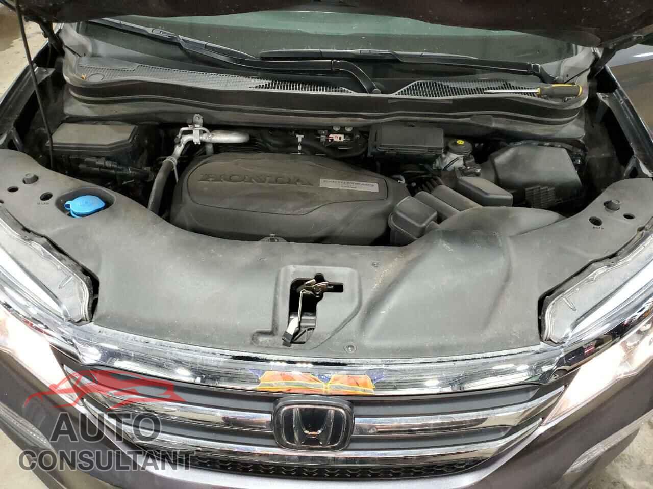 HONDA PILOT 2017 - 5FNYF6H68HB100423