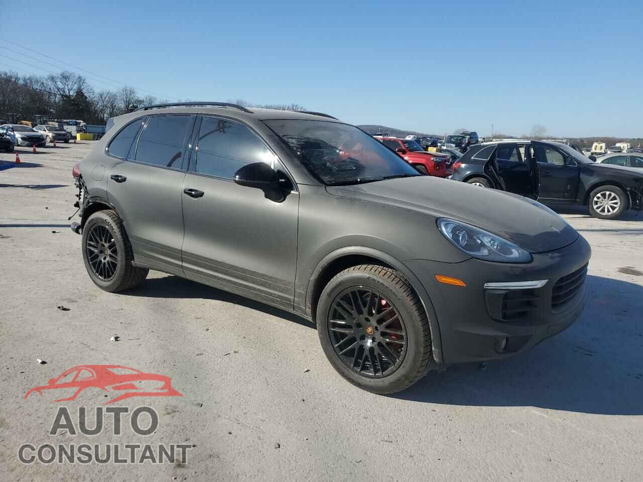 PORSCHE CAYENNE 2017 - WP1AA2A27HKA85351