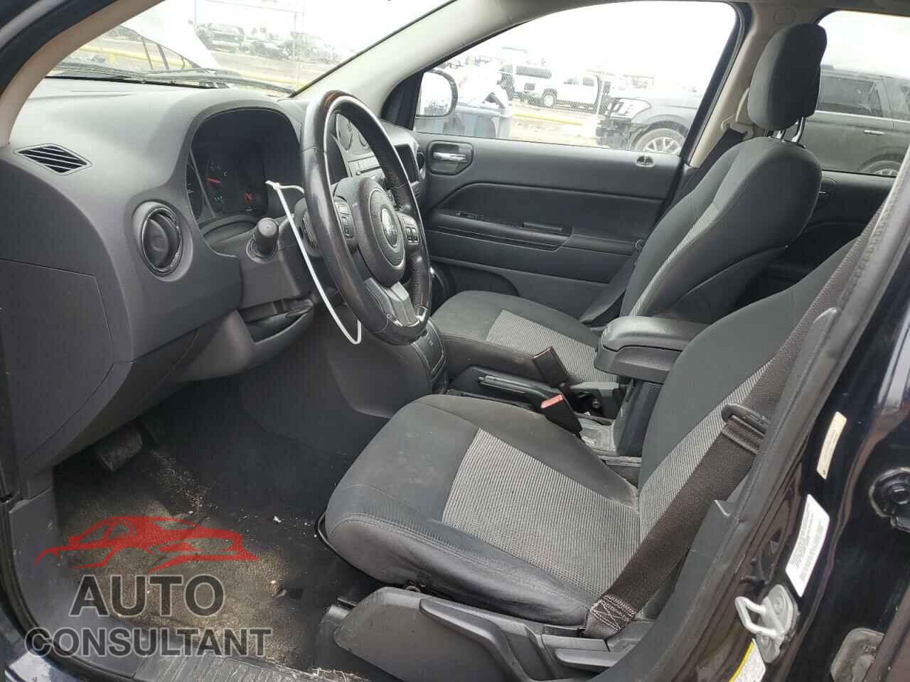 JEEP COMPASS 2011 - 1J4NF1FB6BD149229