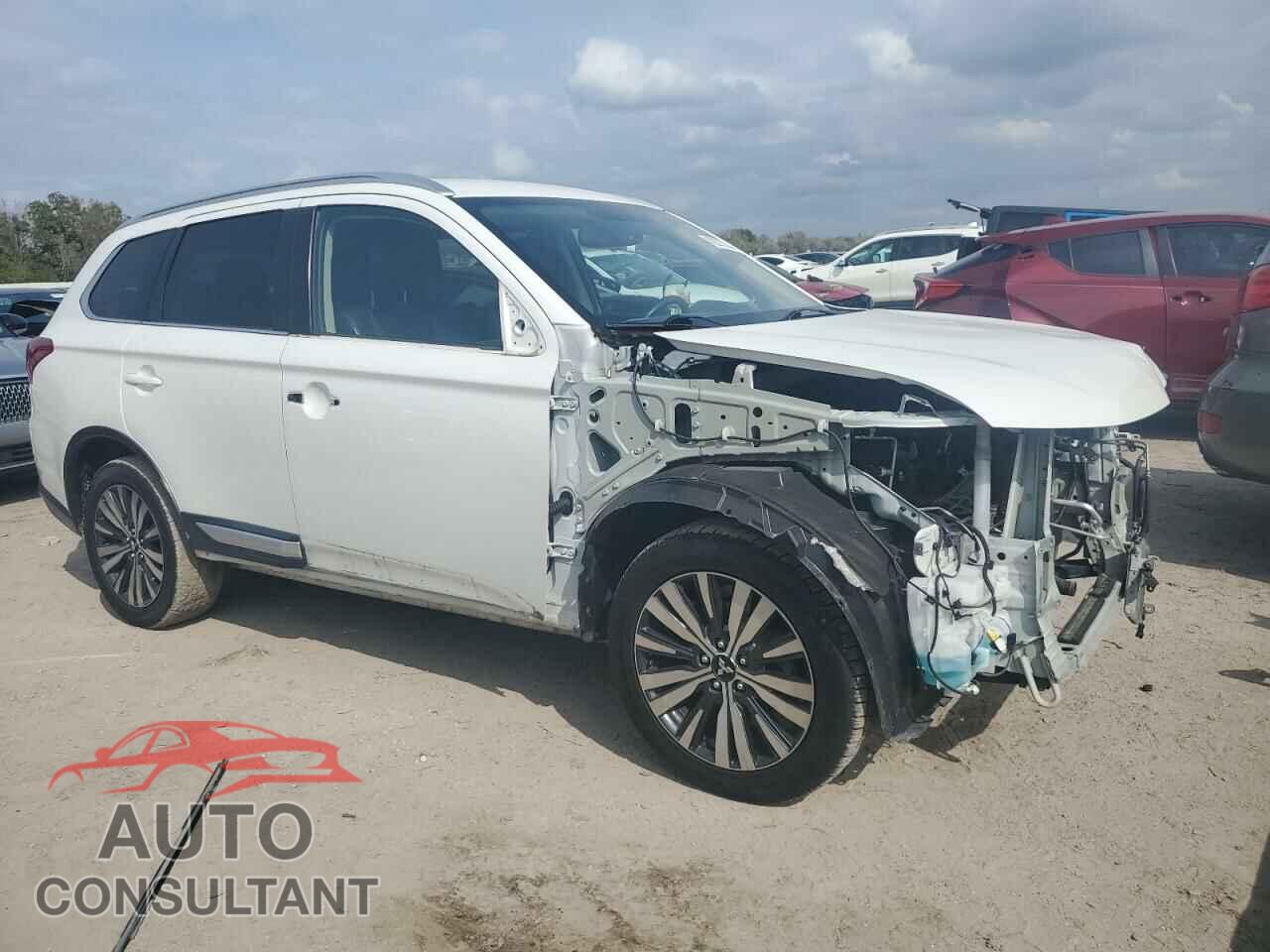 MITSUBISHI OUTLANDER 2019 - JA4AD3A39KZ036295