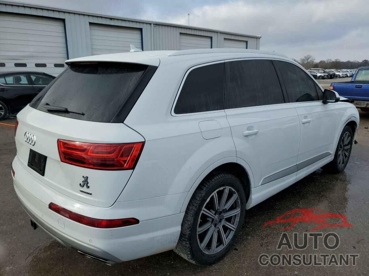 AUDI Q7 2018 - WA1LHAF77JD032643