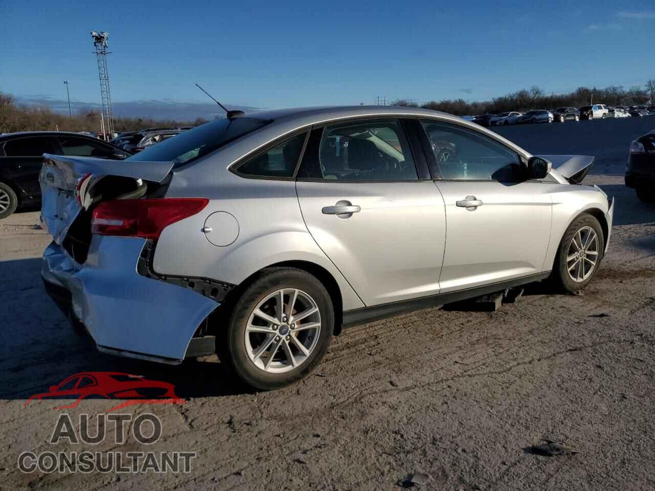 FORD FOCUS 2017 - 1FADP3F28HL315412