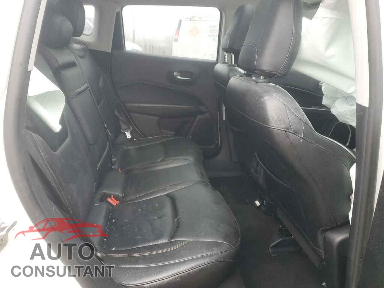 JEEP COMPASS 2018 - 3C4NJDCB1JT209596